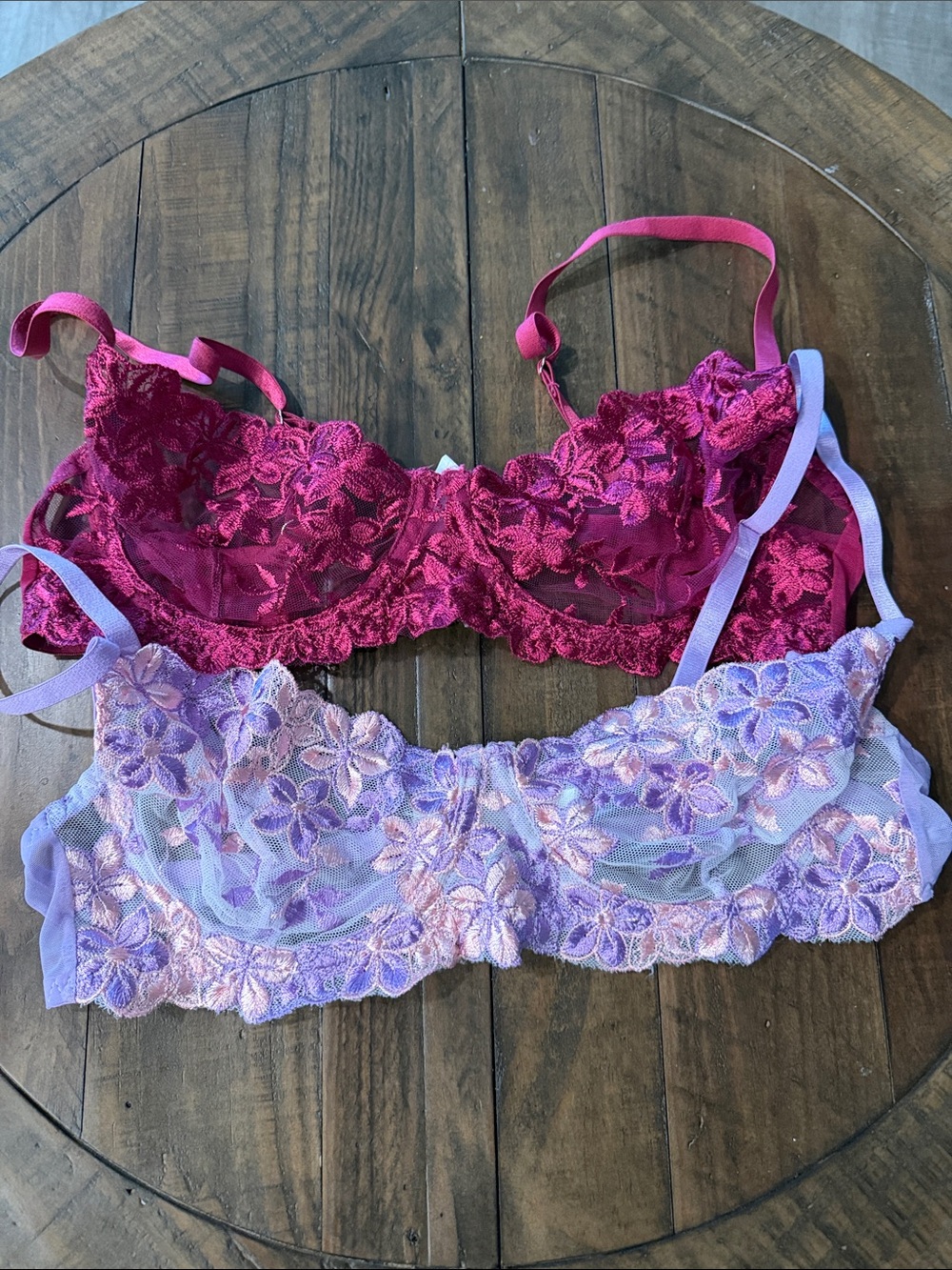 SHEIN Embroidered Floral Lace Underwire Bras in Magenta & Lavender